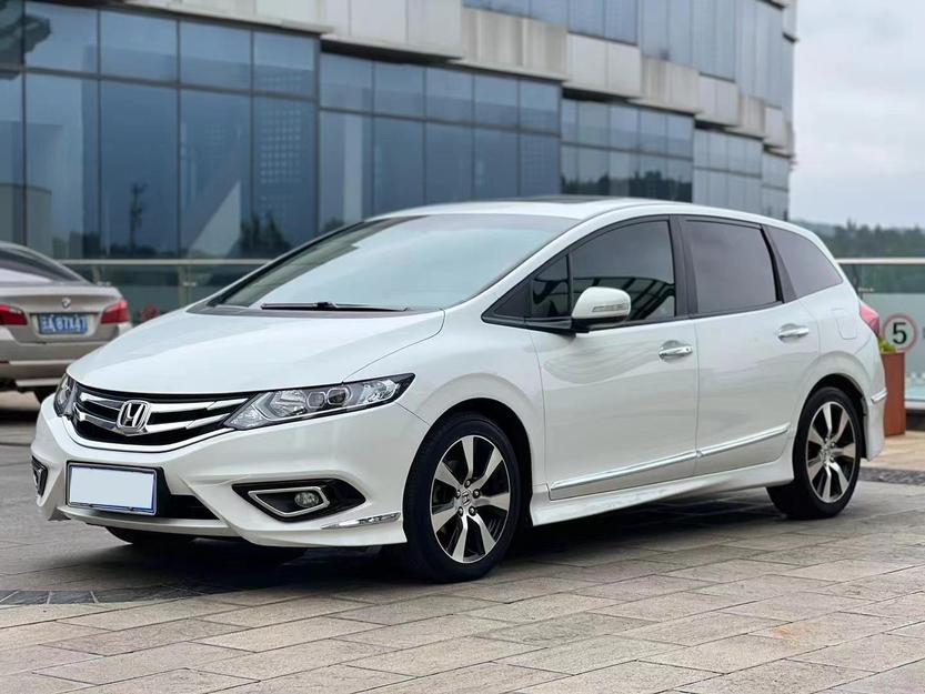 r1016291-honda-jade-2013_0