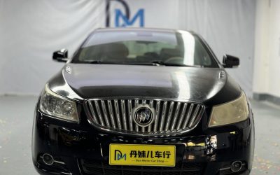 r1016344-buick-lacrosse-2012_0