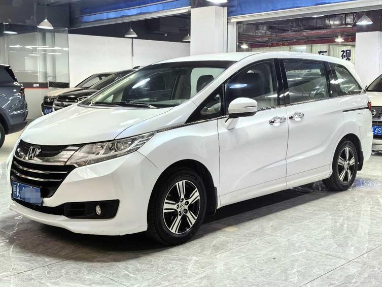 r1016479-honda-odyssey-2018_0