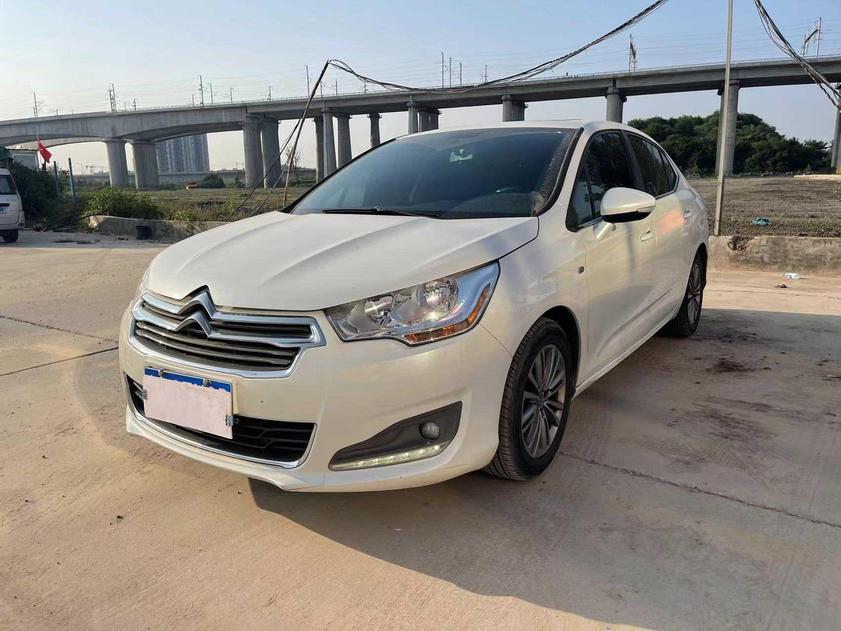r1016512-citroen-c4l-2013_0