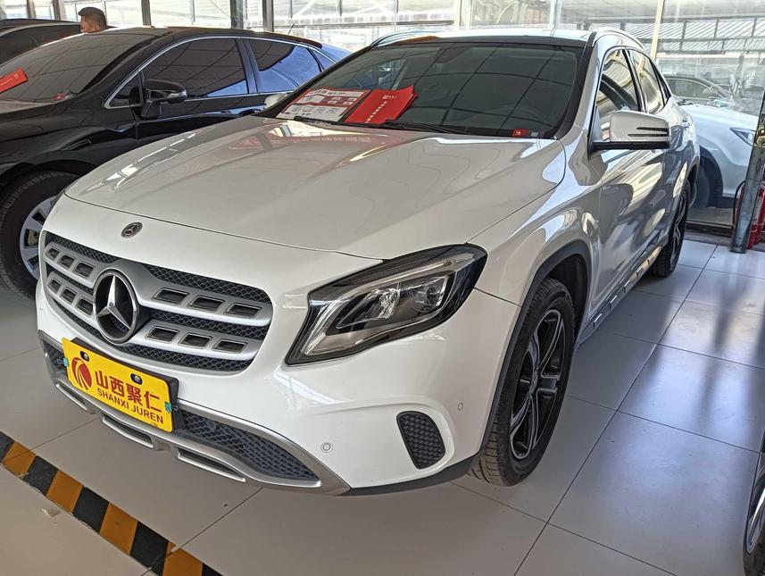 r1016544-mercedes-benz-gla-2018_0