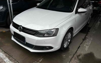 r1016550-volkswagen-sagitar-2014_0
