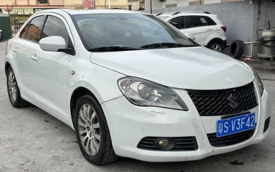 r1016573-suzuki-kizashi-2011_0
