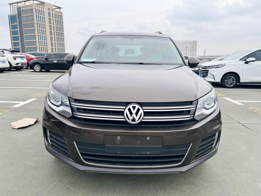 r1016597-volkswagen-tiguan-2014_0