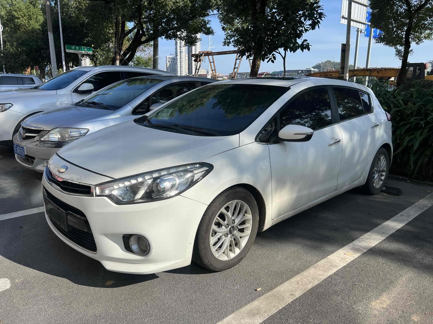 r1016640-kia-k3s-2015_0