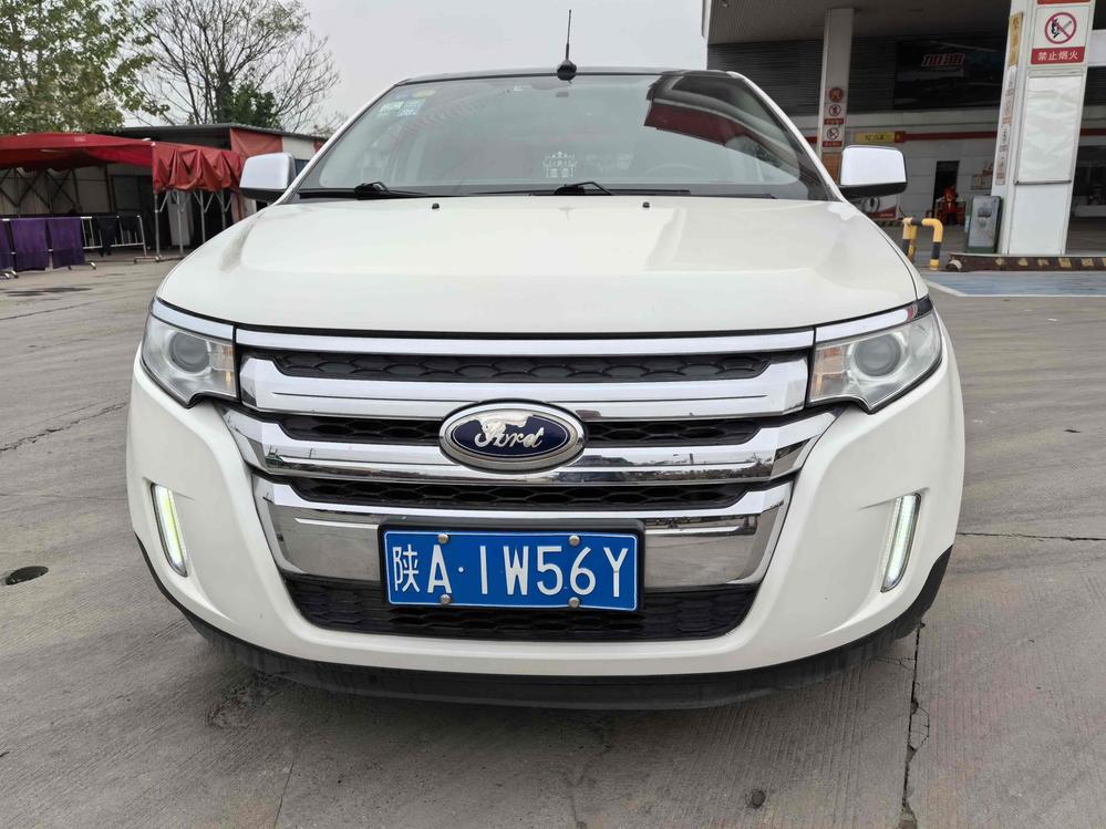 r1016684-ford-edge-2013_0