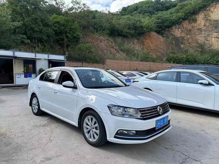 r1016689-volkswagen-lavida-2018_0