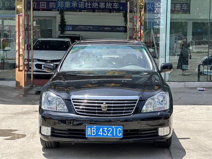 r1016691-toyota-crown-2009_0