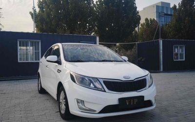 r1016768-kia-k2-2013_0