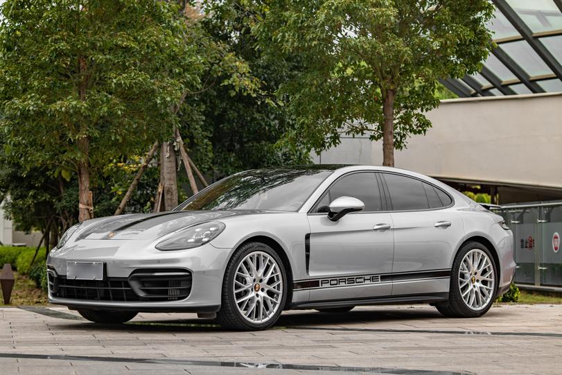 r1016808-porsche-panamera-2021_0