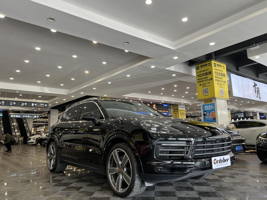 r1016858-porsche-cayenne-2021_0