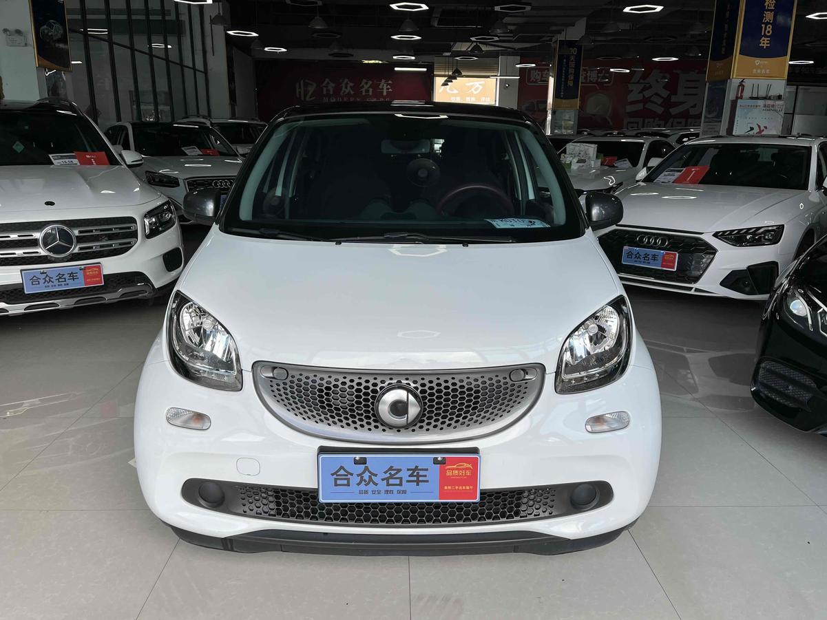 r1016900-smart-forfour-2019_0