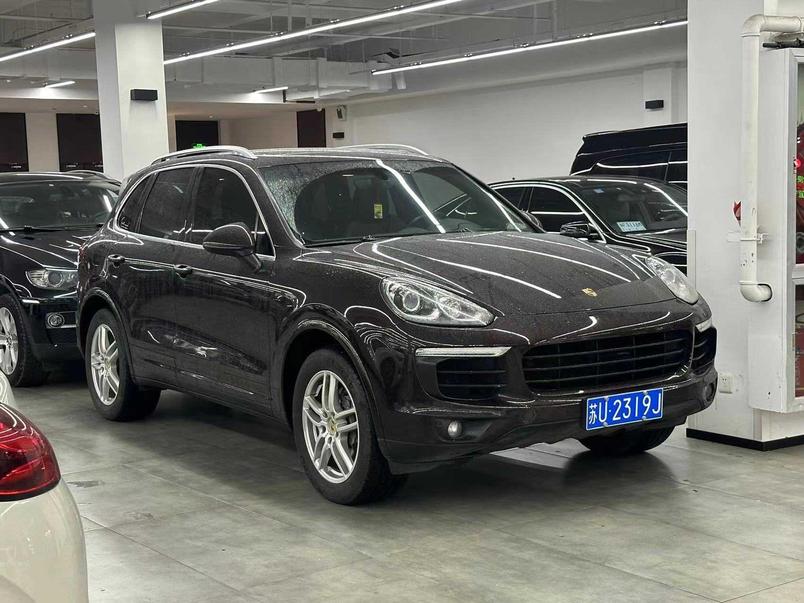 r1016912-porsche-cayenne-2017_0