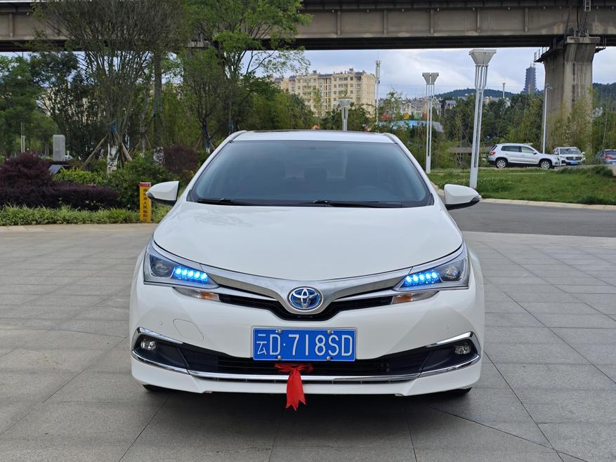 r1016921-toyota-corolla-2017_0
