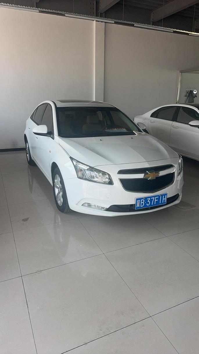 r1016949-chevrolet-cruze-2016_0