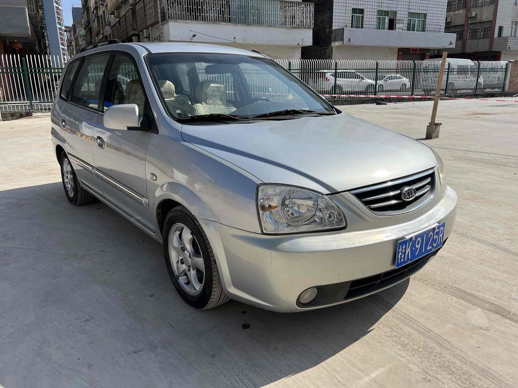 r1016967-kia-carens-2006_0