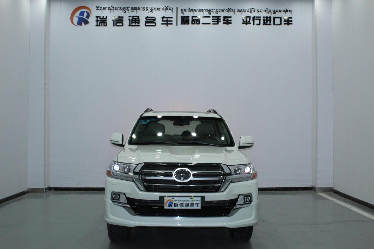 r1016984-toyota-land-cruiser-2014_0