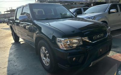 r1017011-isuzu-pickup-2017_0