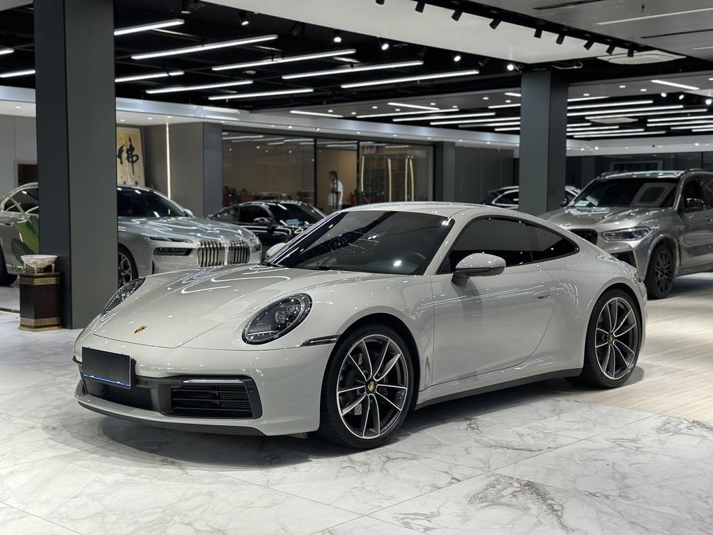 r1017024-porsche-911-2021_0