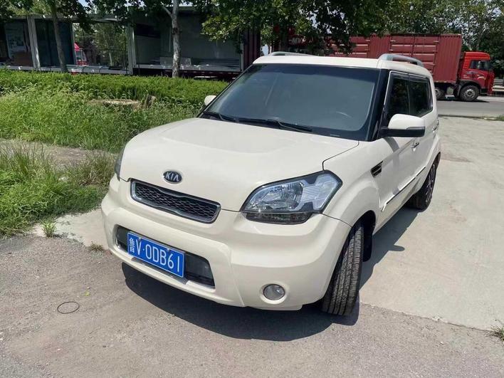r1017060-kia-soul-2015_0