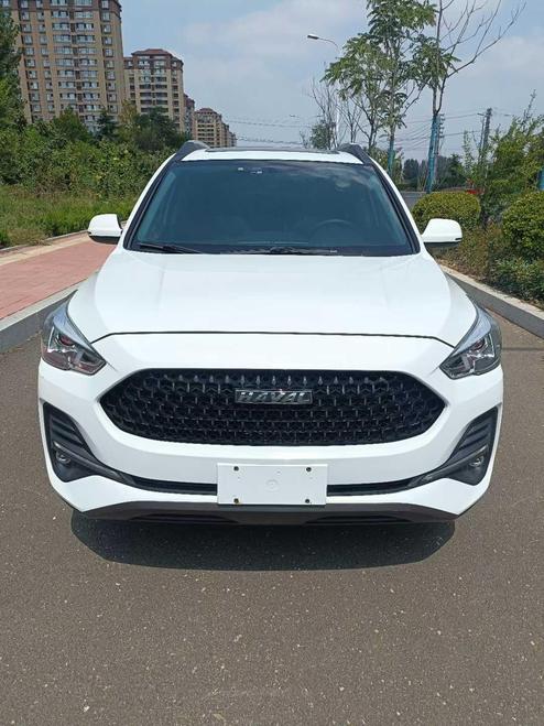 r1017094-haval-m6-2019_0