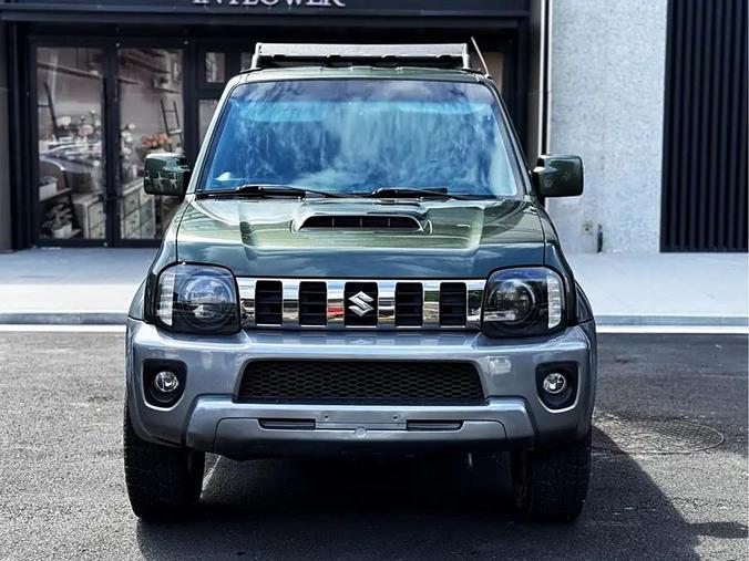 r1017125-suzuki-jimny-2016_0