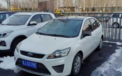 r1017137-ford-focus-2012_0