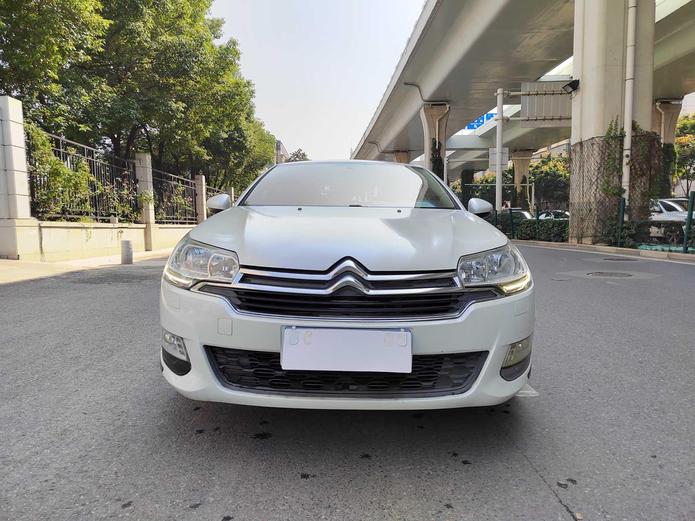 r1017185-citroen-c5-2015_0