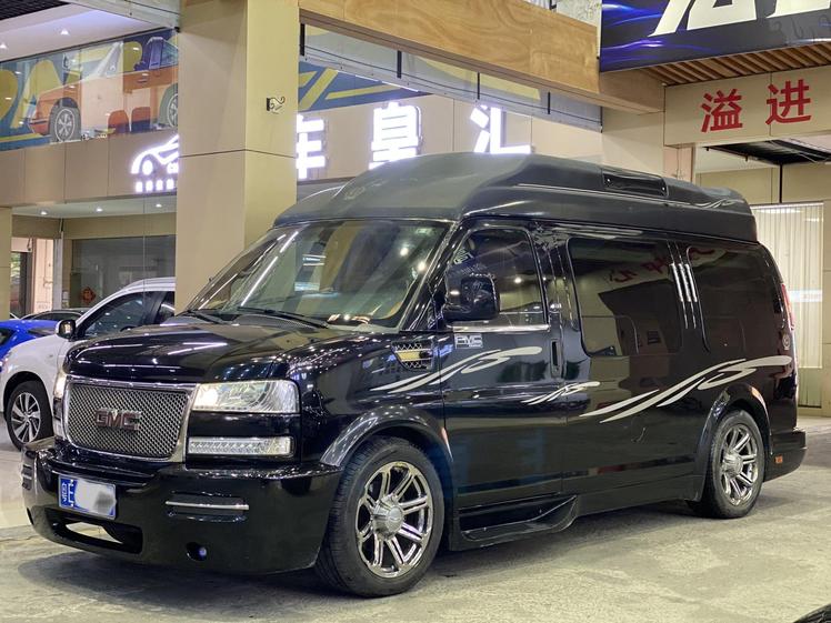 r1017252-gmc-savana-2015_0