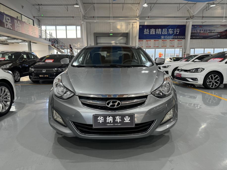 r1017348-hyundai-elantra-2015_0