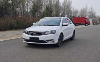 r1017359-geely-emgrand-2015_0