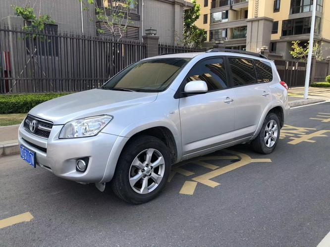 r1017377-toyota-rav4-2009_0