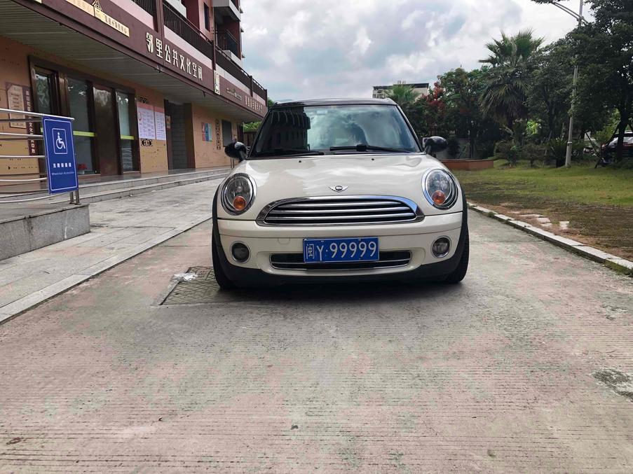 r1017441-mini-clubman-2010_0