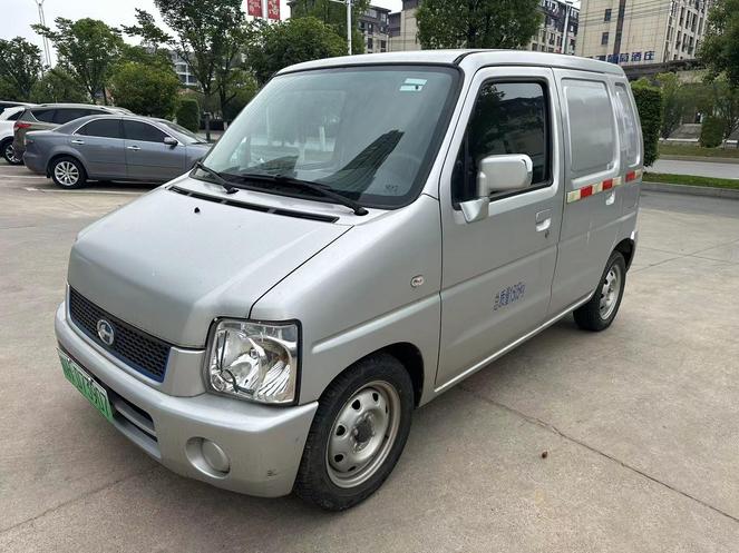 r1017461-baic-changhe-ev2-2022_0