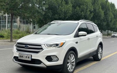 r1017535-ford-kuga-2017_0