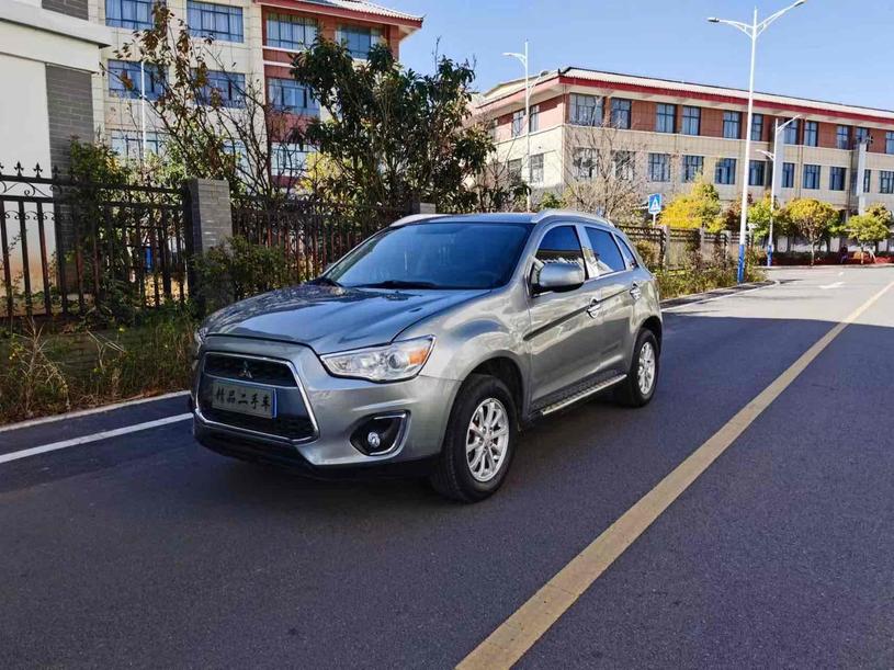 r1017542-mitsubishi-asx-2014_0