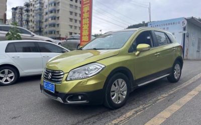 r1017591-suzuki-sx4-2015_0