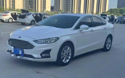 r1017619-ford-mondeo-2021_0