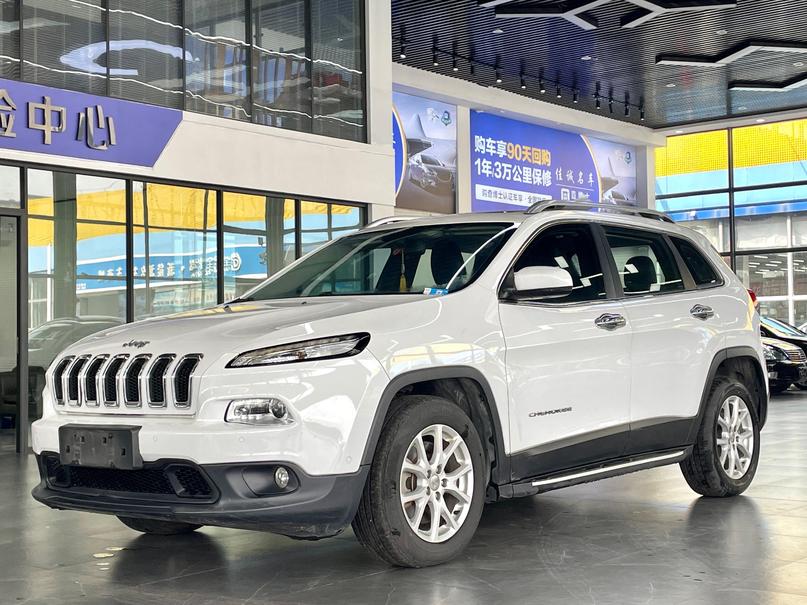 r1017672-jeep-cherokee-2016_0