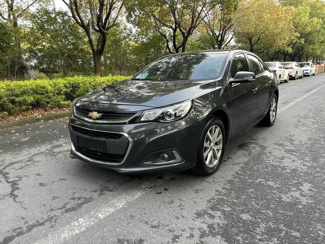 r1017689-chevrolet-malibu-2018_0