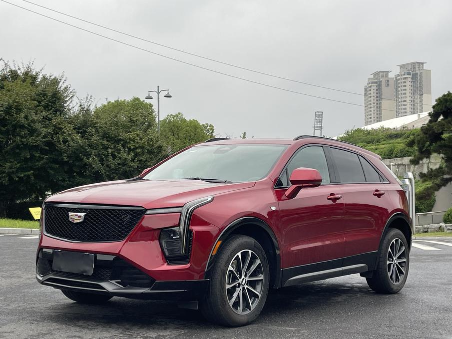 r1017721-cadillac-xt4-2023_0