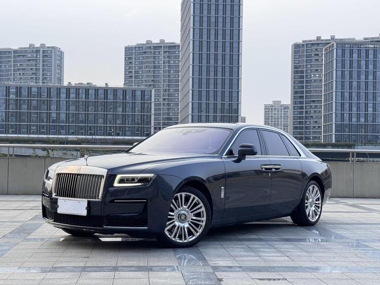 r1017813-rolls-royce-ghost-2022_0