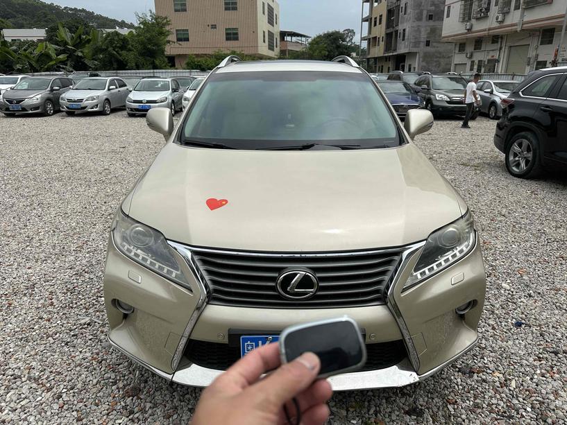 r1017840-lexus-rx-classic-2012_0