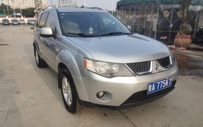 r1017896-mitsubishi-outlander-2008_0