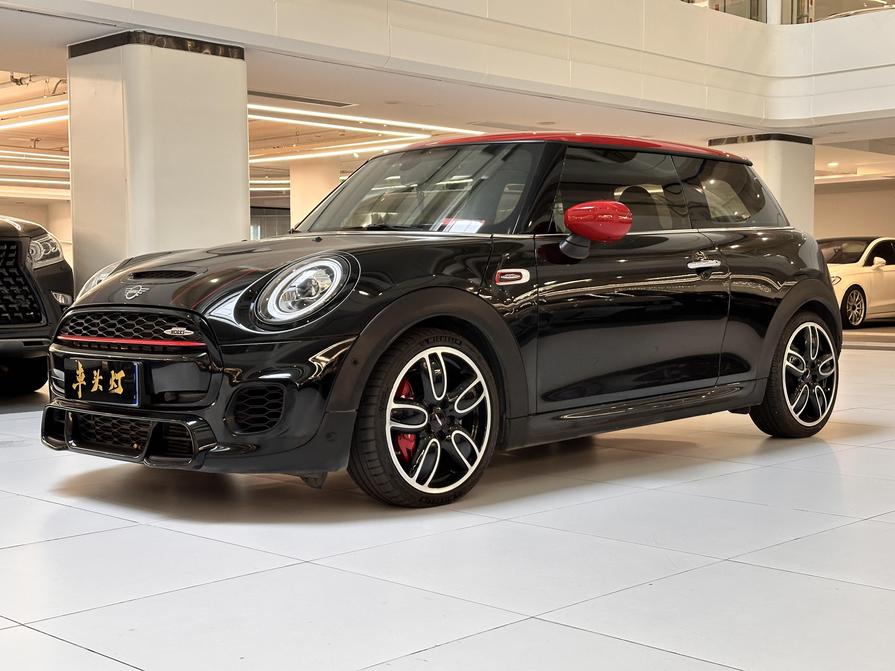 r1017912-mini-jcw-2020_0