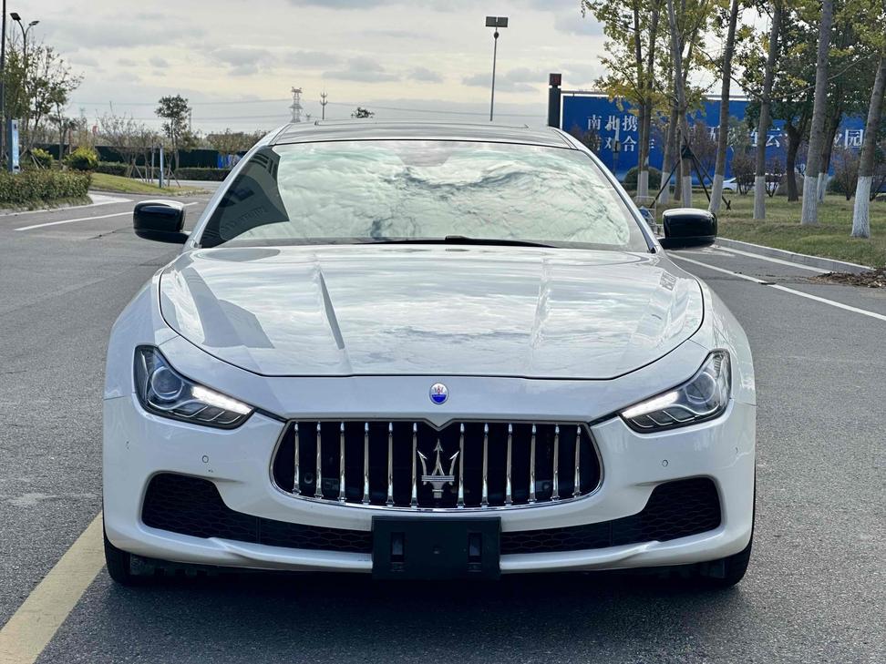 r1018039-maserati-ghibli-2016_0