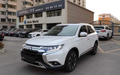 r1018108-mitsubishi-outlander-2019_0