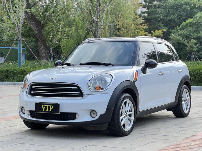 r1018157-mini-countryman-2015_0