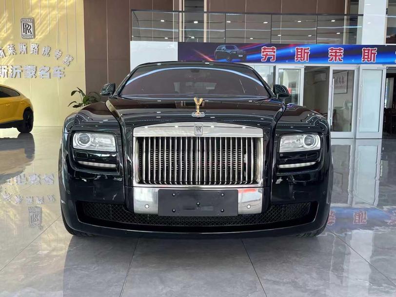 r1018218-rolls-royce-ghost-2014_0