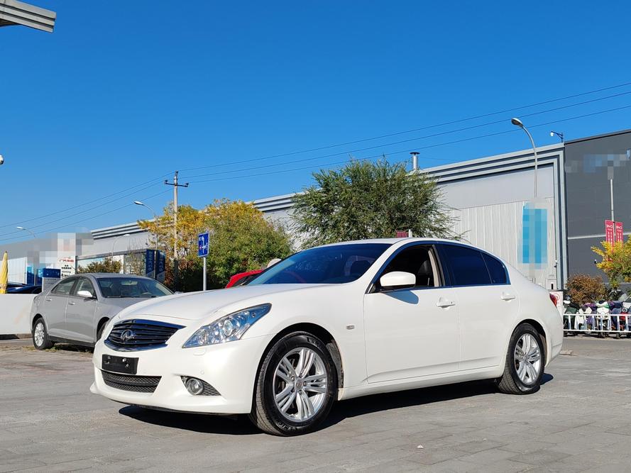 r1018220-infiniti-g-series-2013_0